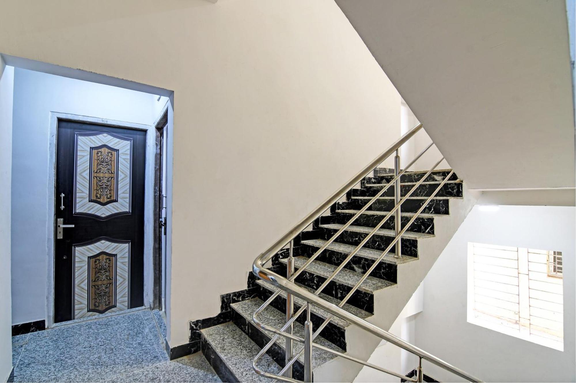 Hotel O Top 22 Kalkutta Kültér fotó