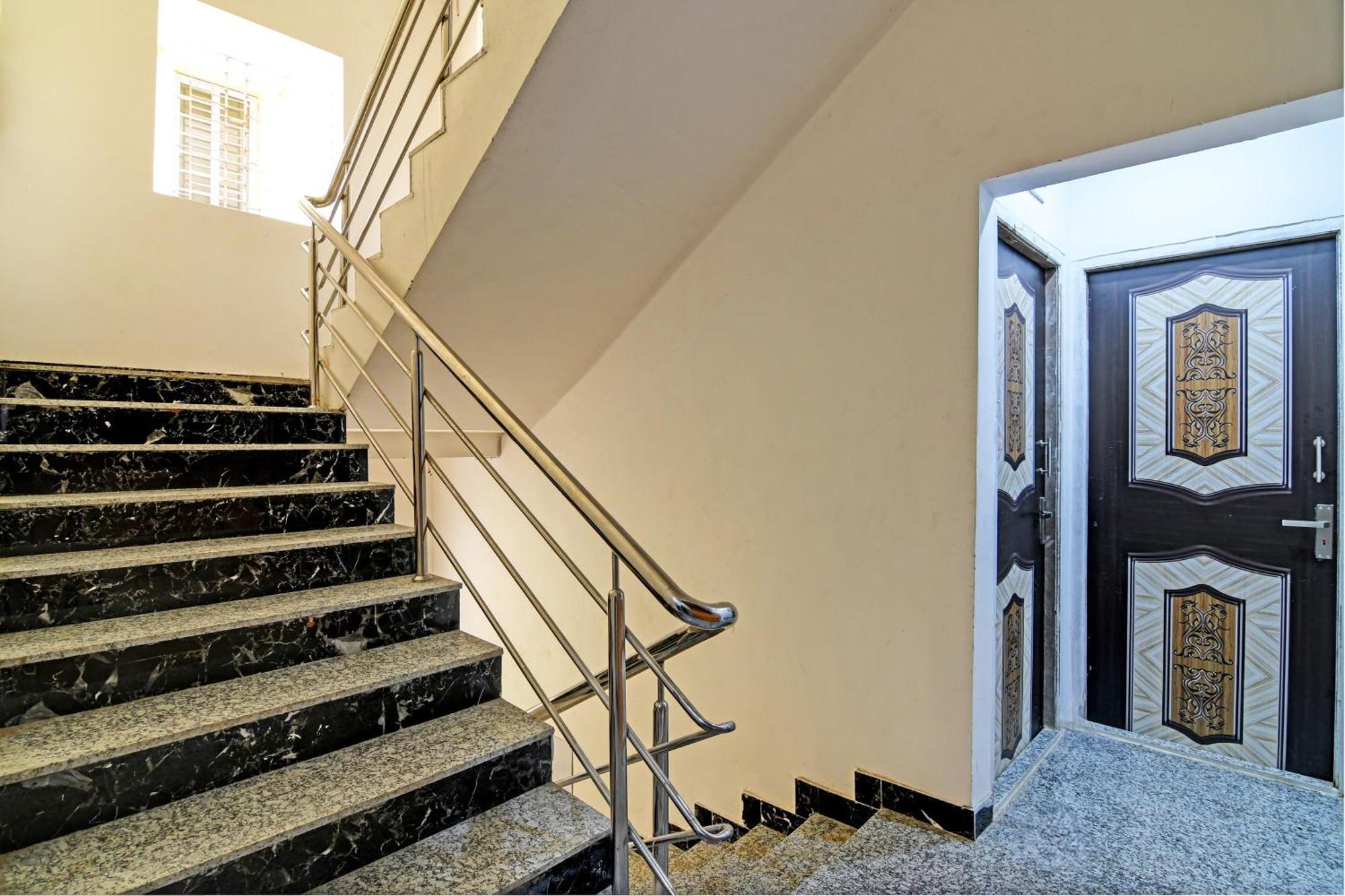 Hotel O Top 22 Kalkutta Kültér fotó